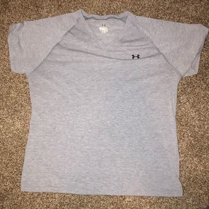 Under Armour Women’s V-Neck Shirt